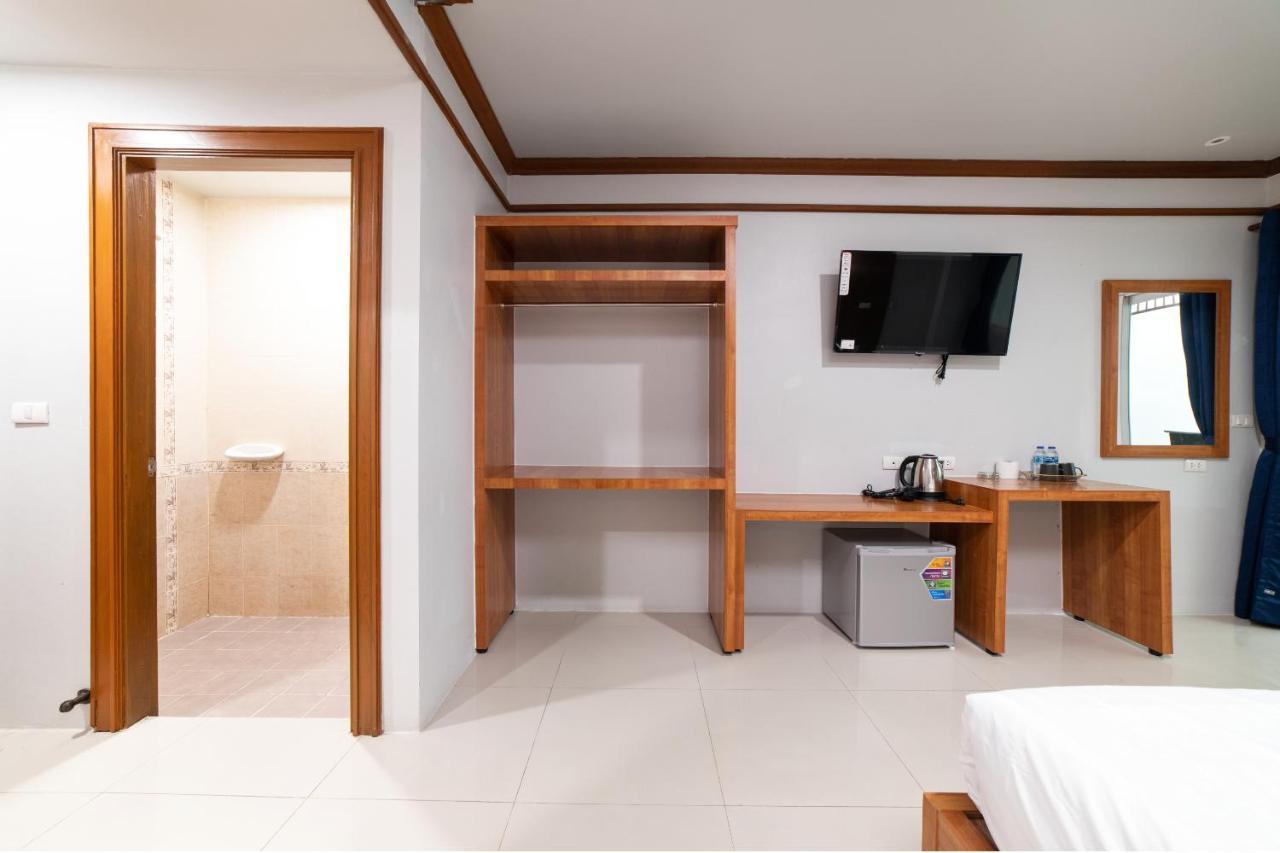 Gp House Phuket Patong Beach Bagian luar foto