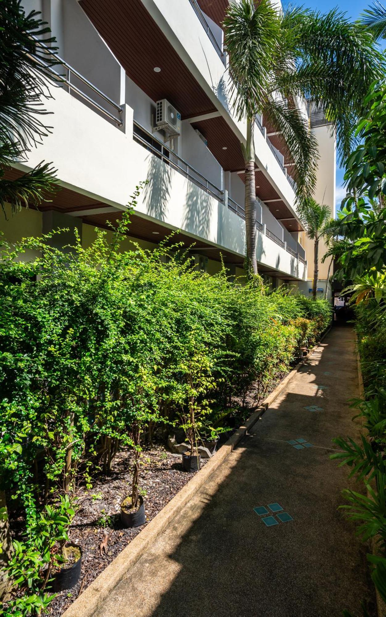 Gp House Phuket Patong Beach Bagian luar foto