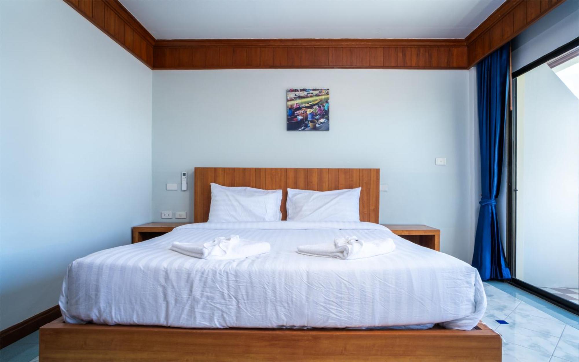 Gp House Phuket Patong Beach Bagian luar foto